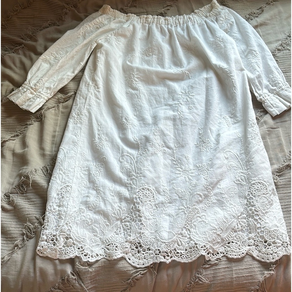 White small floral Abercrombie & Finch dress